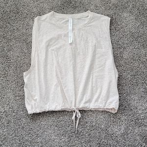 Lululemon crop top